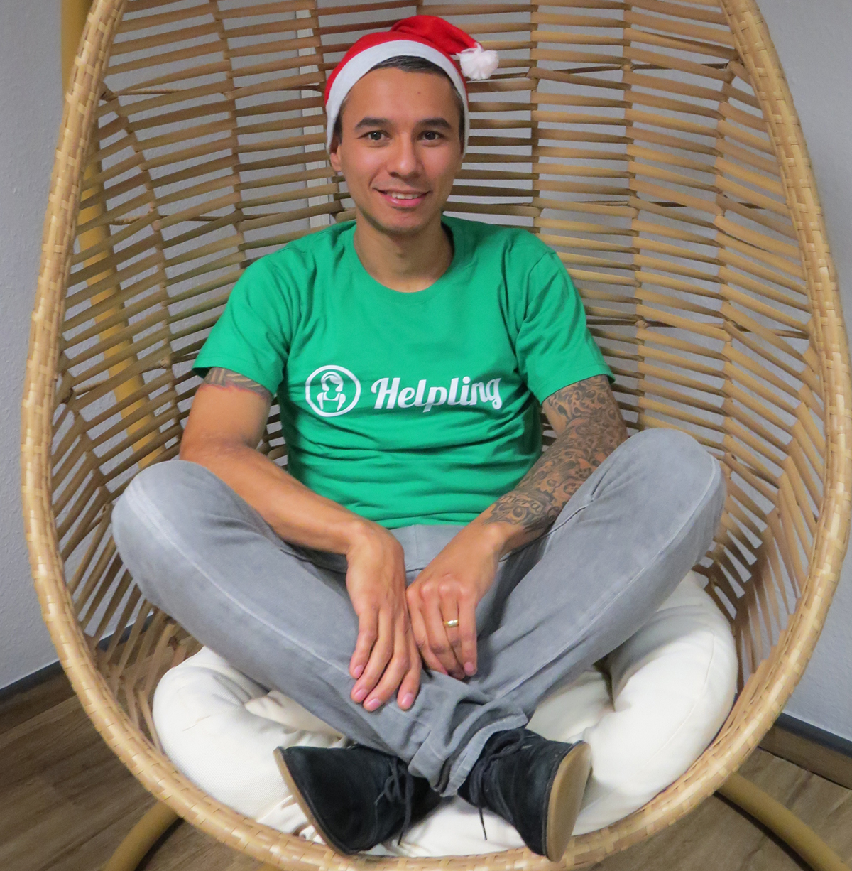 Helplingwiewirweihnachtenin10Laendernfeiernbenjamindeutschland