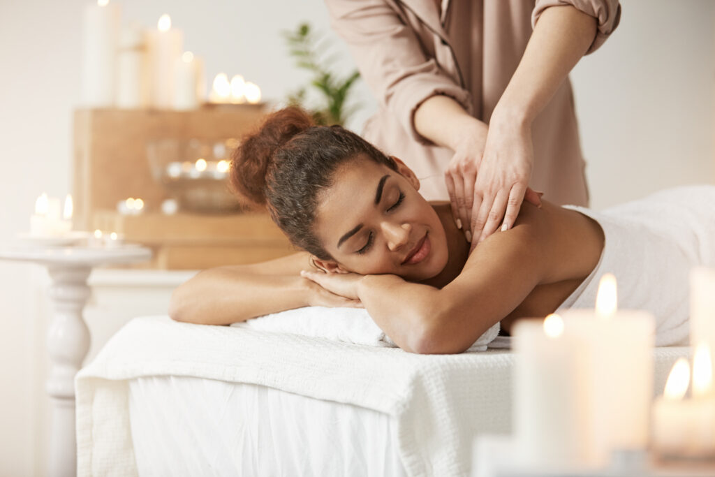 Die Beste Massage Die Er Je Bekommen Hat Thai-Massage Berlin - bei Ihnen zu Hause | Helpling DE