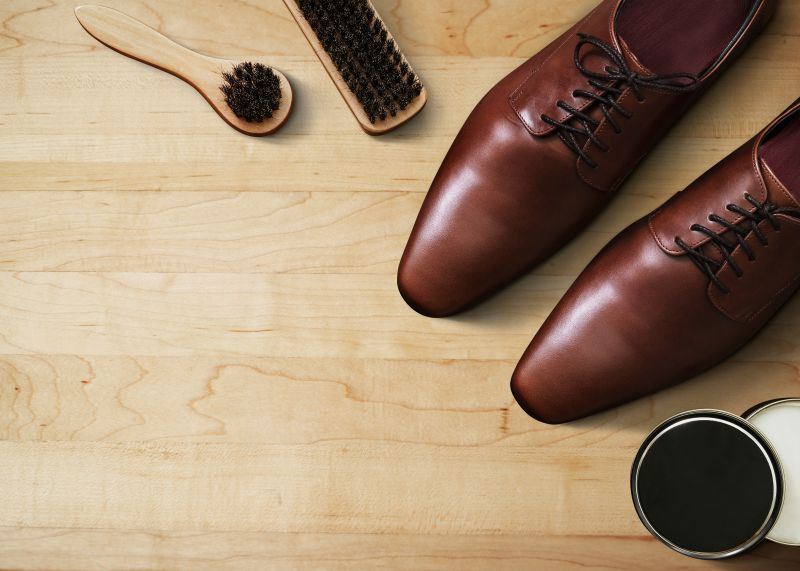Men S Fashion Wallpaper Wooden Background Leather Shoes With Polishing Tools